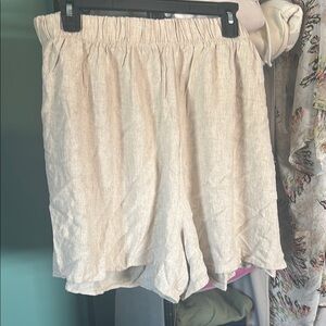 Women's Cream Linen Blend Shorts